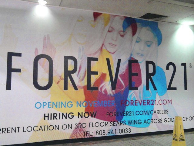 Forever 21 banner at Ala Moana Shopping Center phone camera | Flickr ...