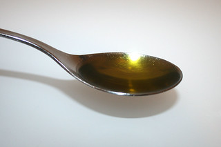12 - Zutat Olivenöl / Ingredient olive oil