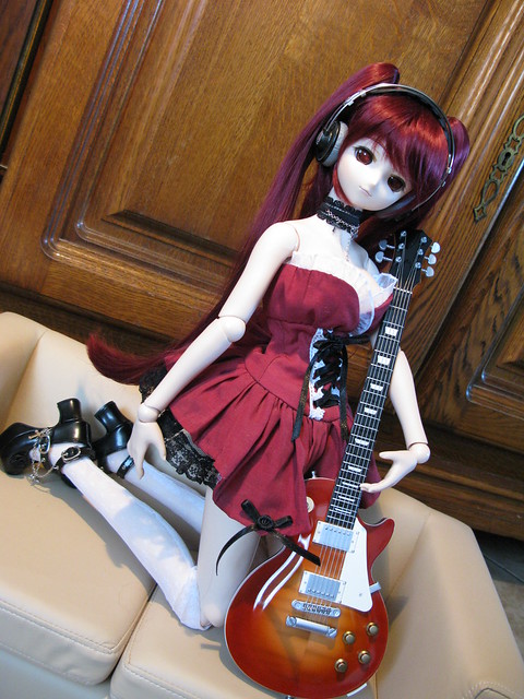Kaori and the guitar