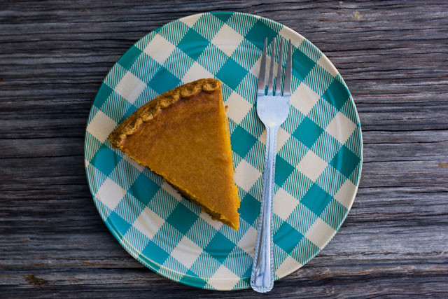sweet potato pie, how to bake a pie, fall pie recipe, recipes, baking, baking pies, Thanksgiving recipes, Thanksgiving pie recipe