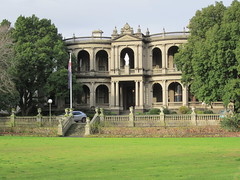 mandeville hall mansion