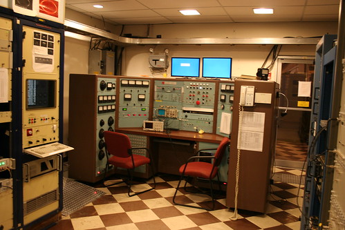 Radar transmitter; old control console
