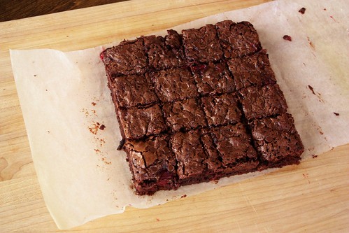 chocolate-raspberry-brownies