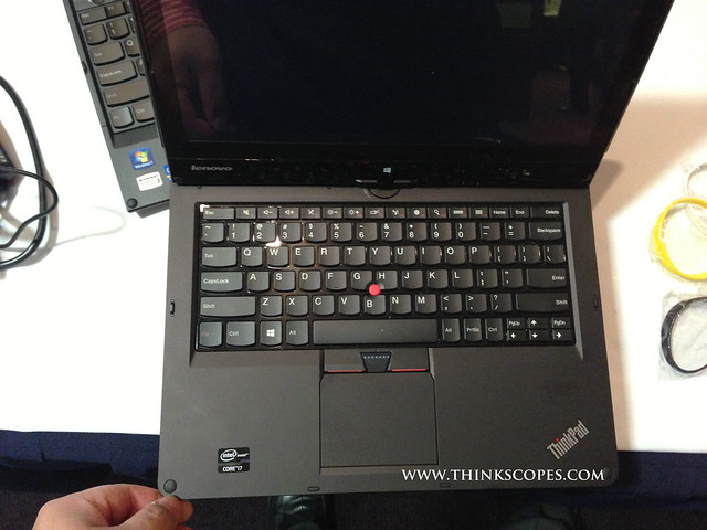 Lenovo ThinkPad Twist Edge