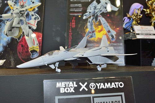 yamato 完全変形 1/60 VF-4G