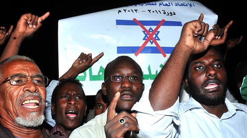 Sudanese demonstrate against the US and Israeli governments in the aftermath of the bombing by Tel Aviv of a weapons factory. Relations between Israel and Sudan have worsened over the years. by Pan-African News Wire File Photos