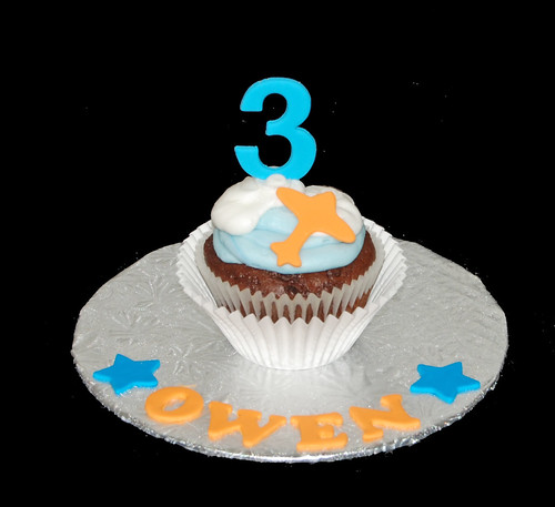 3rd birthday personalized jumbo cupcake