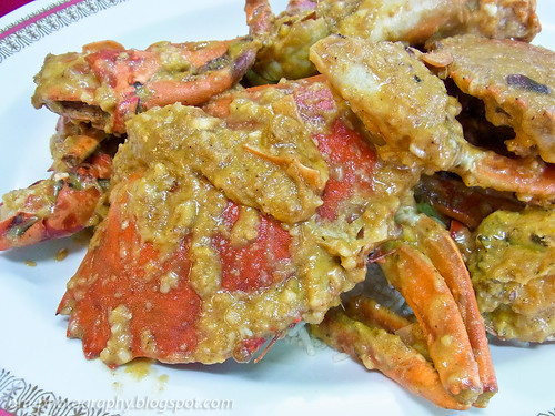 de food land manjalara crabs with salted egg yolk  R0019339 copy