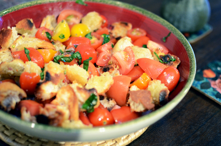 tomato salad bowl