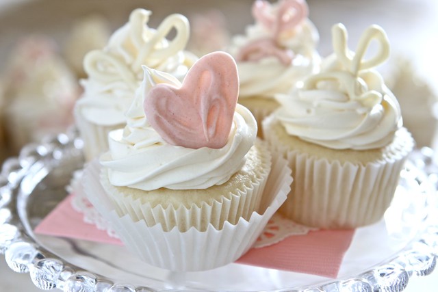 White Cupcakes 003