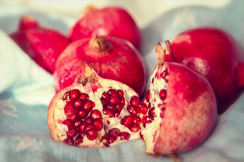 Details of a pomegranate. by Fon-tina