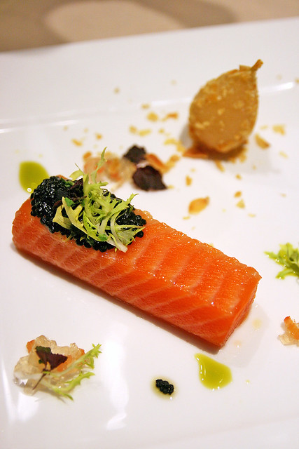 Full a la carte portion: Sous Vide 48°C Ocean Trout with Sustainable Caviar & Prosecco Pear Crushed Almond, Vine Tomato Jelly & Garden Cress