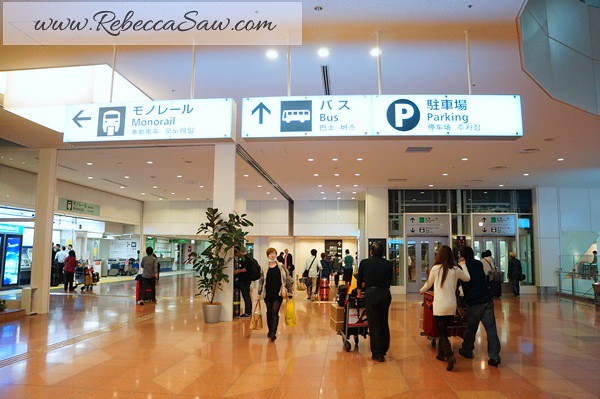 haneda airport japan - rebecca saw japan trip with airasia  (14)