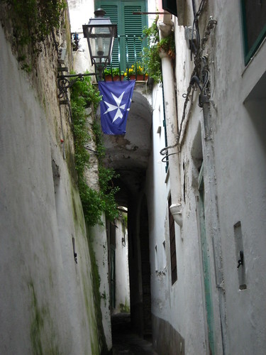 The cross of Amalfi. This flag was hung throughout the city.