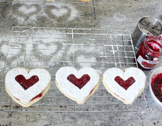 Hi Sugarplum | Easy Linzer Heart Cookies
