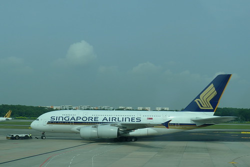 準備起飛的 A380 (SQ217)