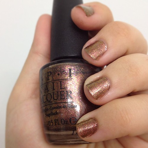 #opi #WarmAndFozzie - really great nail color for the fall.