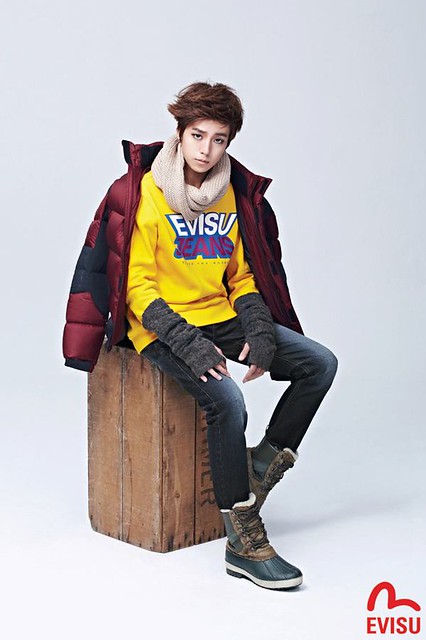 Lee Hyun Woo EVISU 2012 Winter Collection