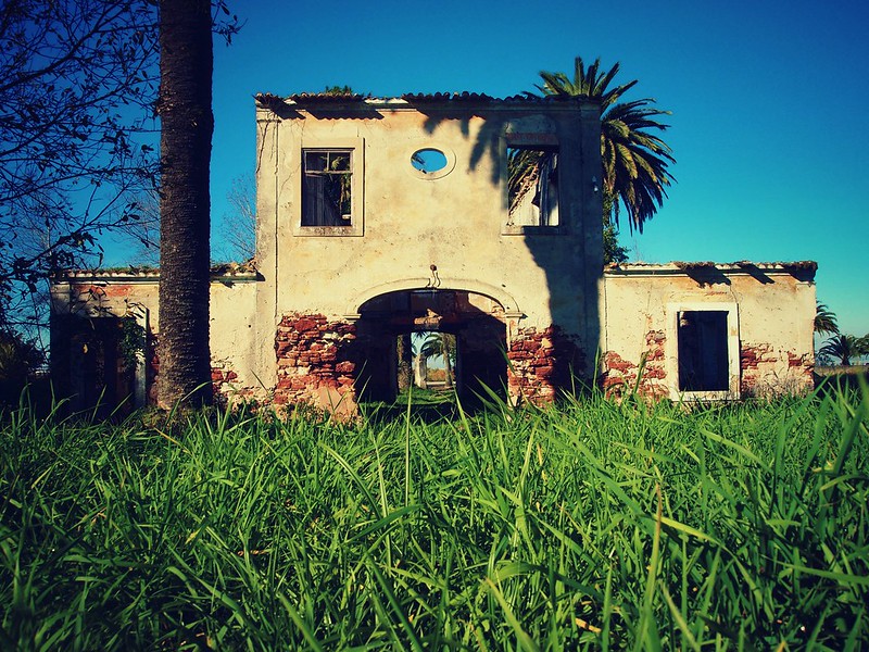 abandoned house with charisma