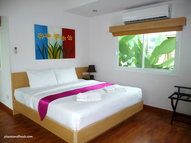 palm paradise resort krabi chalet bed