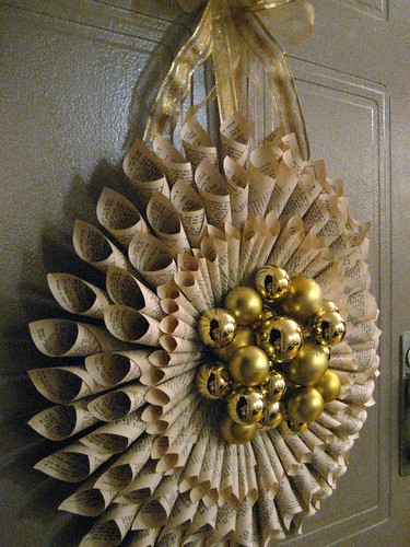 Rolled Book Page Wreath Tutorial