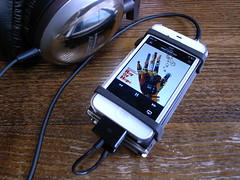 iPhone 4SとPHA-1