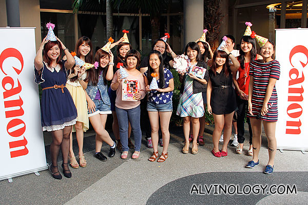 Ai and Joanne with all the bloggers