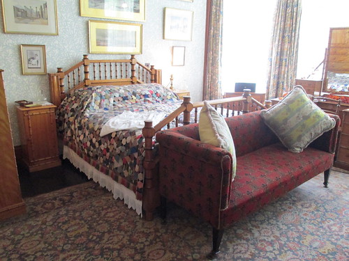 A bedroom in Cragside.