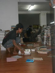Packing & Distribusi Buku di Forum Indonesia Membaca (35)