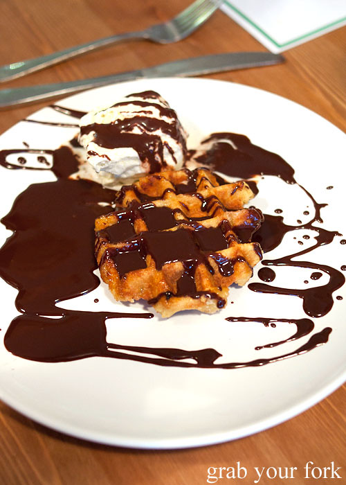 belgian waffle with chocolate sauce at pearl's diner, felixstowe, adelaide