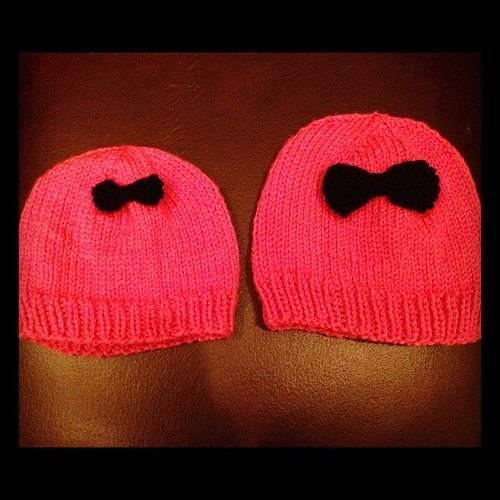 Hats with bows!! I made these for my friend who has a new baby and a two year old. by boyoma