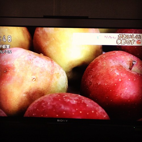 NHKの街かど情報室1シーン。アップルシナモンエールには長野県伊那市の傷りんごを使っています。