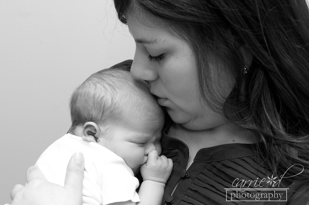 Baltimore Newborn Photographer - Baltimore Family Photographer - Newborn Photography - Francesca-Bradley 10-28-2012 (123 of 172)