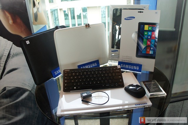 [Preview] Samsung ATIV Smart PC Series - Acessories