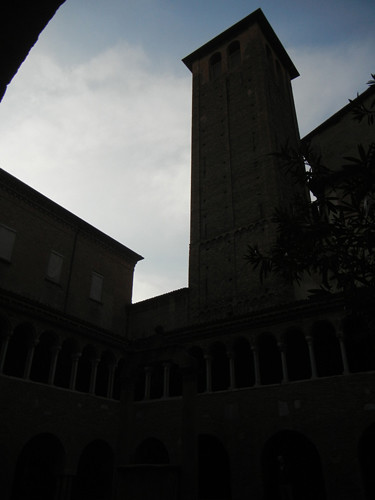 DSCN4951 _ Basilica Santuario Santo Stefano, Bologna, 18 October