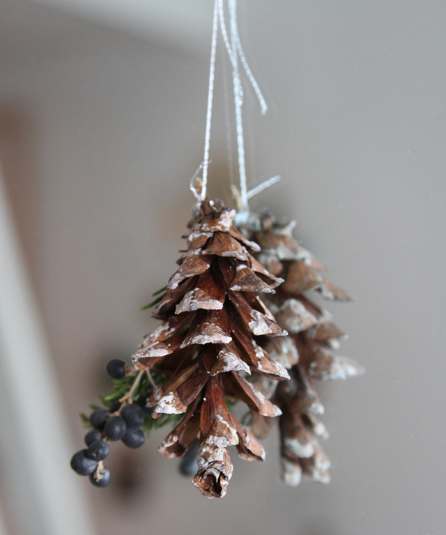 tiny apartment pine cone swags