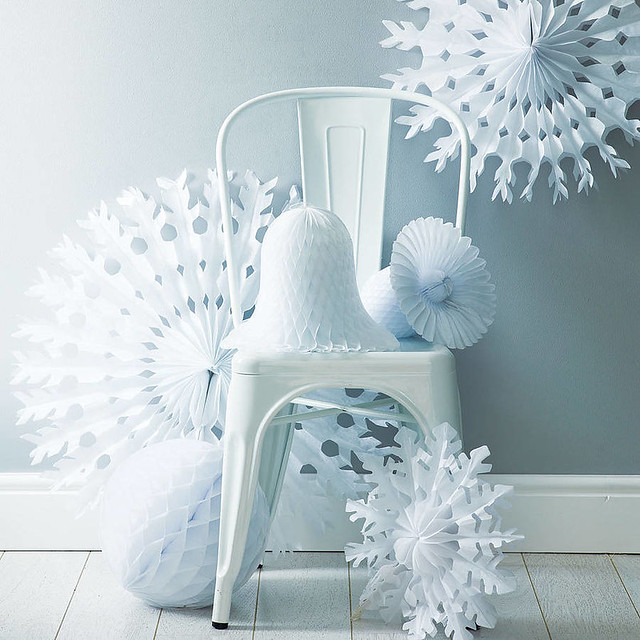 original_winter-white-christmas-decoration-pack[1]