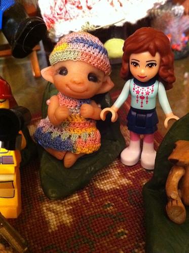 LeGo Friends Day 1 Dollie w/ Baby Pearlie by DollZWize