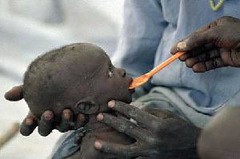 (Sahel: 850 mille enfants traités contre la malnutrition sévère aiguë. Crédit photo : anonyme)