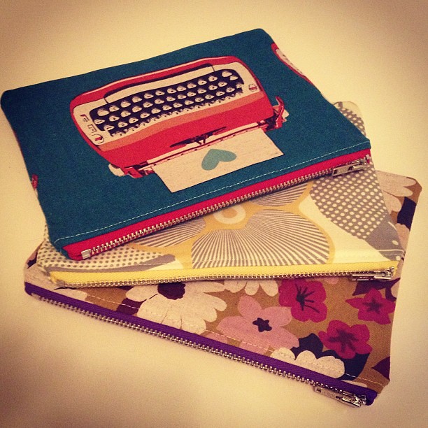 A few more zippered pouches because I was bored.