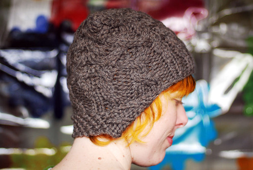 Cabled Haka hat+cowl