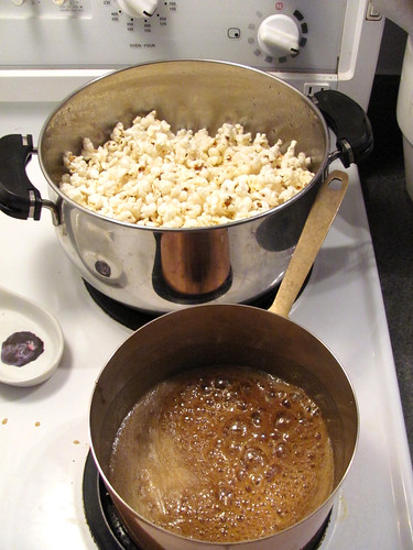 Cooking Light's Peanut Butter Caramel Corn
