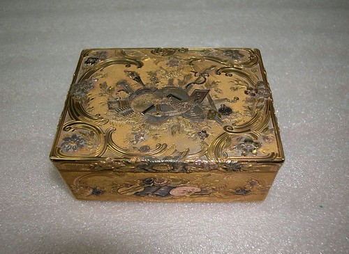 012-Caja de tabaco de oro-anónima 1750- Rijksmuseum