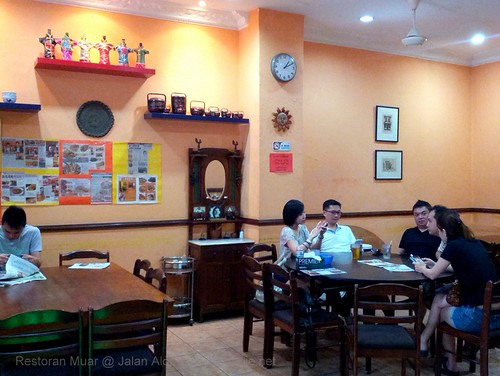 Restoran Muar, Jalan Alor - inside