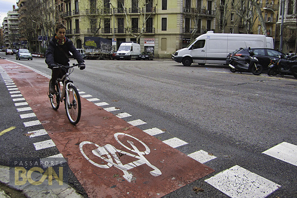de bicicleta em Barcelona