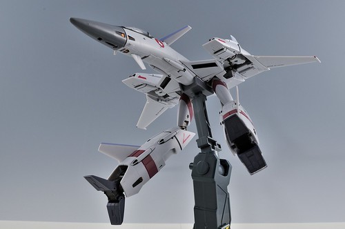 やまと 完全変形 1/60 VF-4G Lightning III ガウォークファイター