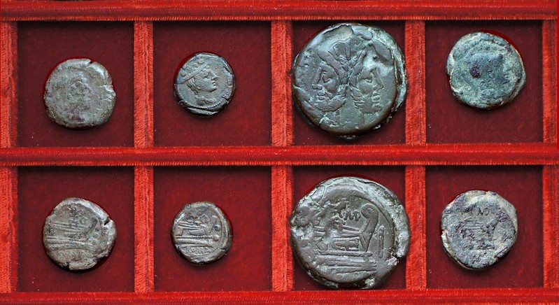 RRC 141B eagle and wreath bronzes, RRC 142 bull and MD Durmia bronzes, Ahala collection, coins of the Roman Republic