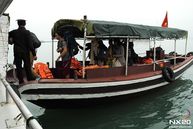 halong bay junk boat transfer