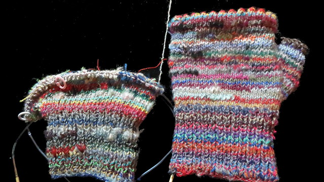 other side of little bits of this and that mitts