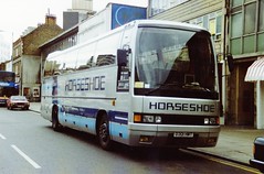 Horseshoe Coaches N15 (Lee's Luxury Barnet)